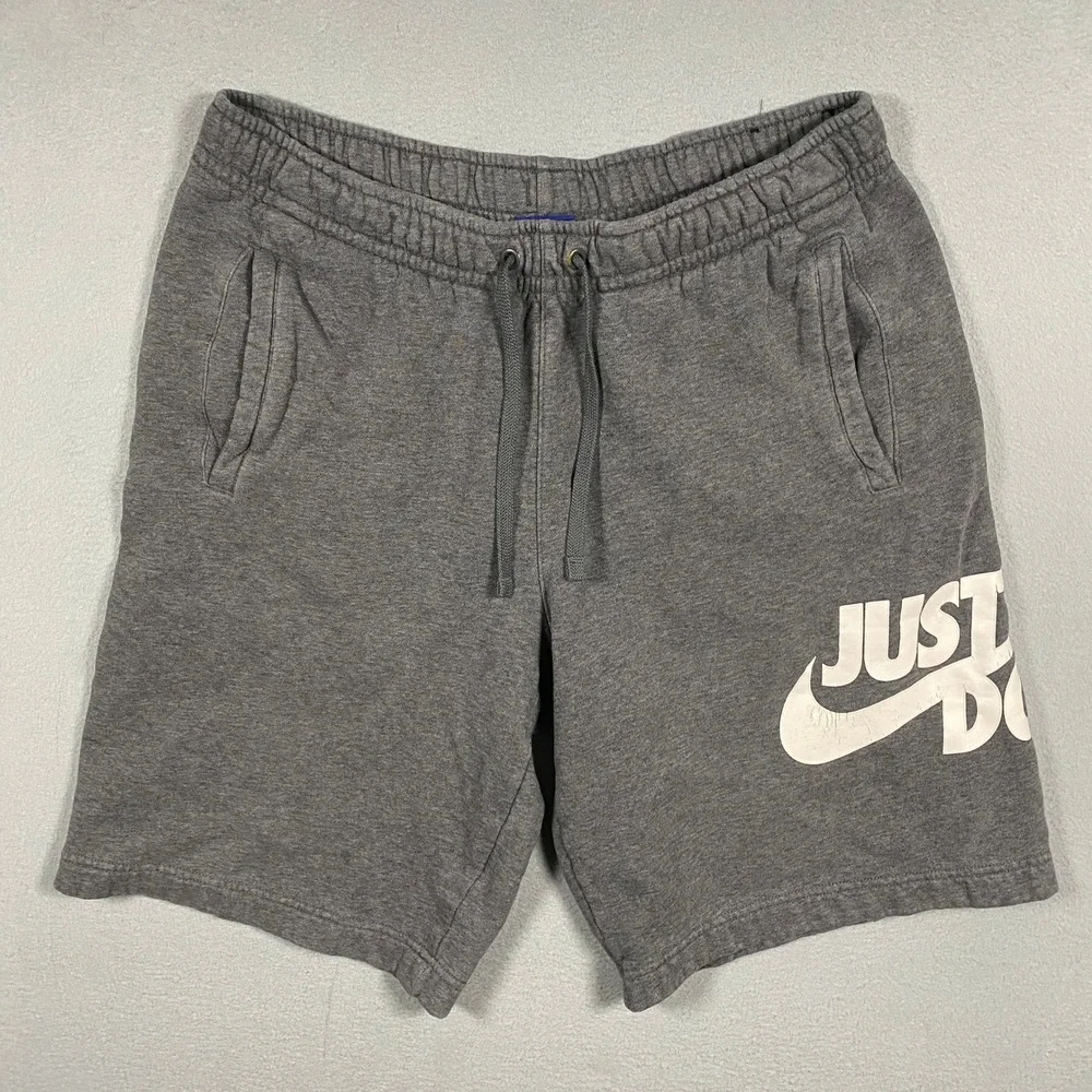 Nike Fleece Shorts Mens Medium Grey Just Do It Graphic 886501-071